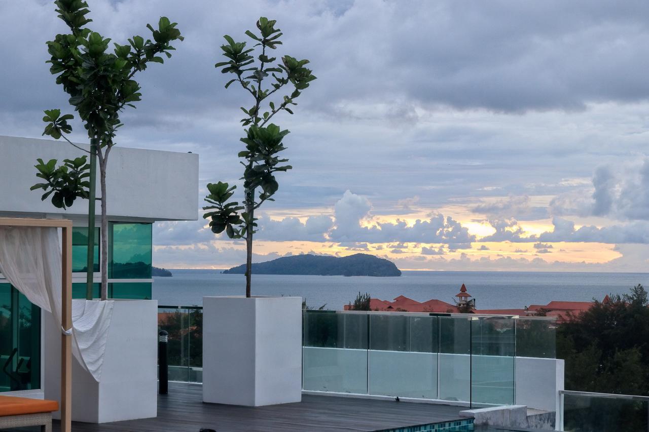 Utopian Homes At Sutera Avenue *